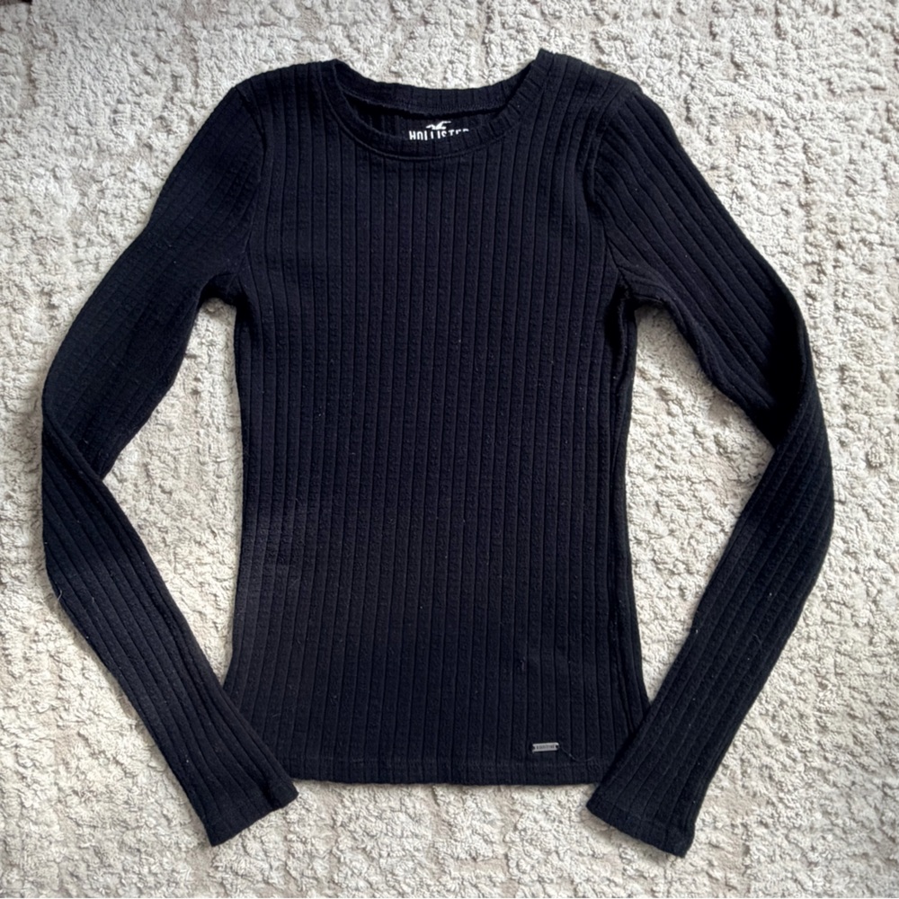 Hollister Women's Black Ribbed Crew Neck Sweater S